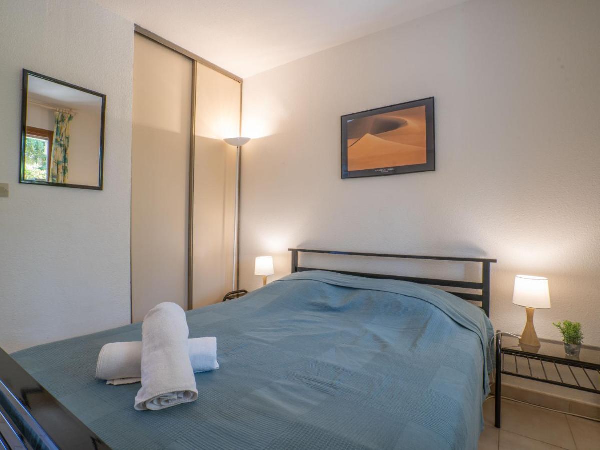Apartment Le Mas Des Calanques-1 By Interhome Saint Aygulf Eksteriør billede